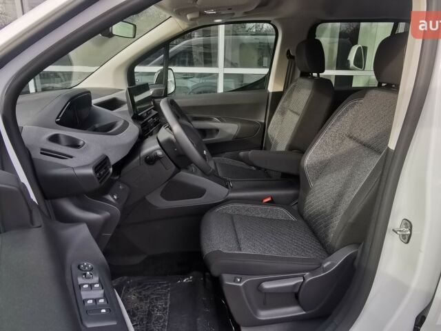 Пежо Rifter, объемом двигателя 1.5 л и пробегом 0 тыс. км за 28779 $, фото 27 на Automoto.ua