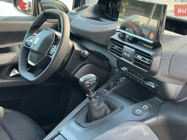 Пежо Rifter, объемом двигателя 1.5 л и пробегом 0 тыс. км за 27951 $, фото 26 на Automoto.ua