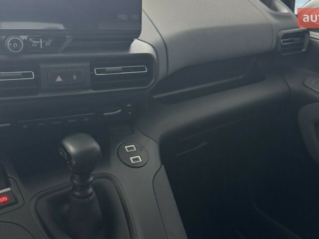 купити нове авто Пежо Rifter 2025 року від офіційного дилера Peugeot Авто-Шанс Пежо фото