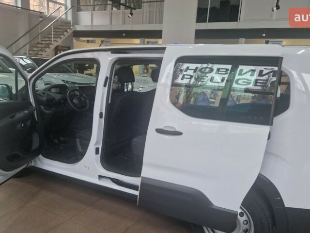 Пежо Rifter, объемом двигателя 1.5 л и пробегом 0 тыс. км за 25743 $, фото 6 на Automoto.ua