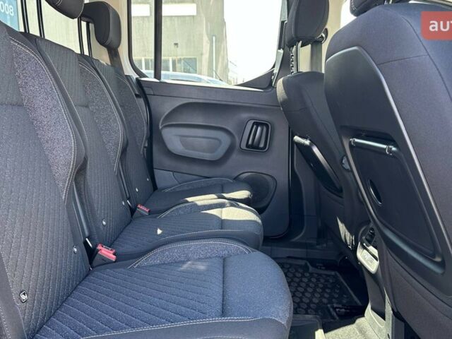 Пежо Rifter, объемом двигателя 1.5 л и пробегом 0 тыс. км за 26347 $, фото 19 на Automoto.ua