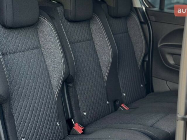 купити нове авто Пежо Rifter 2025 року від офіційного дилера Пежо Євромоторс  Пежо фото