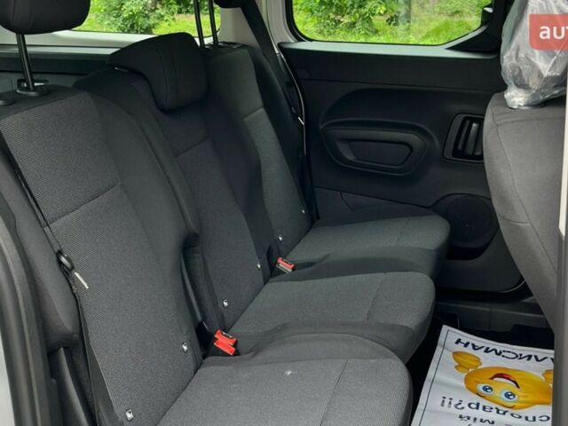 Пежо Rifter, объемом двигателя 1.5 л и пробегом 0 тыс. км за 25706 $, фото 22 на Automoto.ua