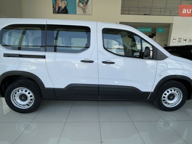 купить новое авто Пежо Rifter 2025 года от официального дилера ТОВ «Альфа Авангард» Пежо фото