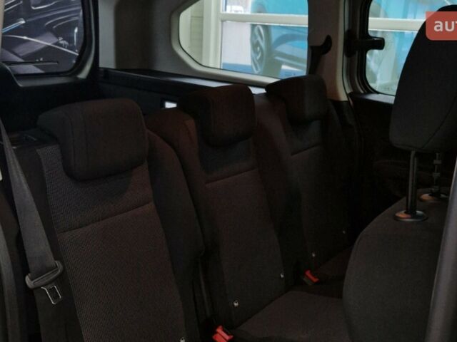 Пежо Rifter, об'ємом двигуна 1.5 л та пробігом 0 тис. км за 25813 $, фото 9 на Automoto.ua