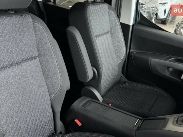 купити нове авто Пежо Rifter 2025 року від офіційного дилера Peugeot Авто-Шанс Пежо фото