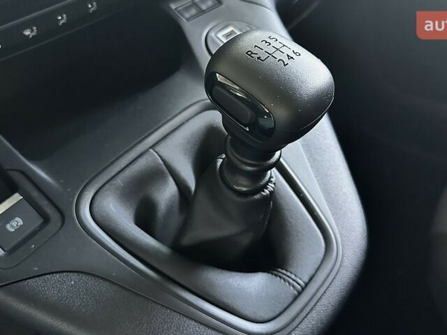 Пежо Rifter, объемом двигателя 1.5 л и пробегом 0 тыс. км за 27166 $, фото 21 на Automoto.ua