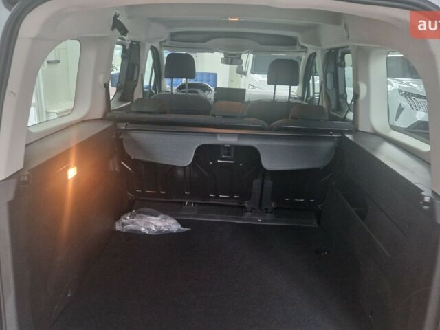 Пежо Rifter, объемом двигателя 1.5 л и пробегом 0 тыс. км за 25743 $, фото 4 на Automoto.ua