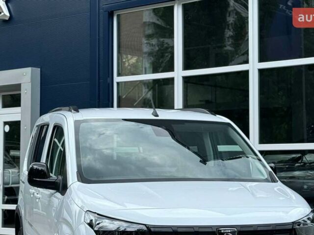 Пежо Rifter, объемом двигателя 1.5 л и пробегом 0 тыс. км за 28288 $, фото 2 на Automoto.ua