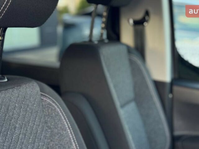 купити нове авто Пежо Rifter 2025 року від офіційного дилера Пежо Євромоторс  Пежо фото