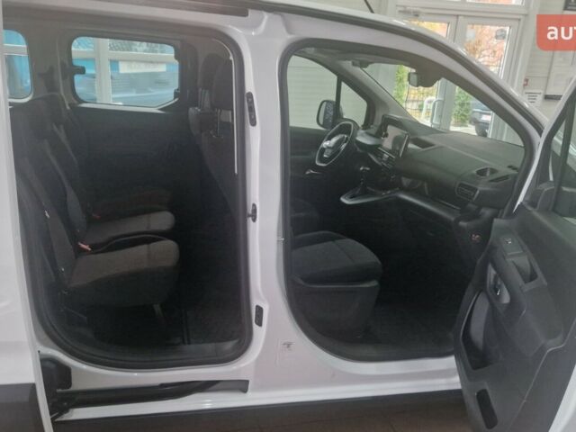 Пежо Rifter, объемом двигателя 1.5 л и пробегом 0 тыс. км за 25743 $, фото 3 на Automoto.ua