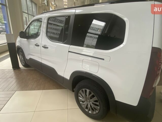 Пежо Rifter, объемом двигателя 1.5 л и пробегом 0 тыс. км за 29138 $, фото 6 на Automoto.ua