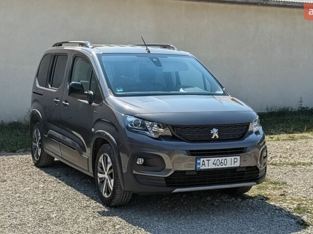 Сірий Пежо Rifter, об'ємом двигуна 1.5 л та пробігом 198 тис. км за 15600 $, фото 3 на Automoto.ua