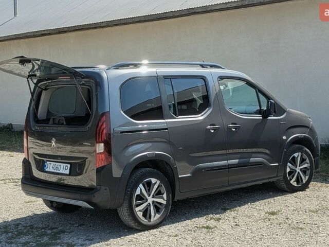 Сірий Пежо Rifter, об'ємом двигуна 1.5 л та пробігом 198 тис. км за 15600 $, фото 10 на Automoto.ua