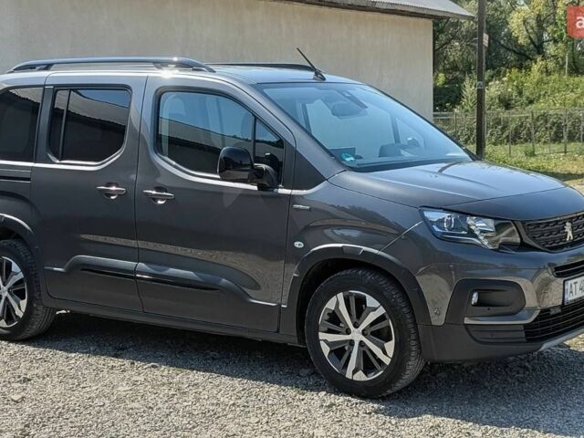 Сірий Пежо Rifter, об'ємом двигуна 1.5 л та пробігом 198 тис. км за 15600 $, фото 1 на Automoto.ua