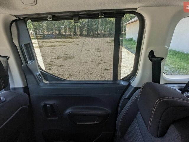 Сірий Пежо Rifter, об'ємом двигуна 1.5 л та пробігом 198 тис. км за 15600 $, фото 34 на Automoto.ua