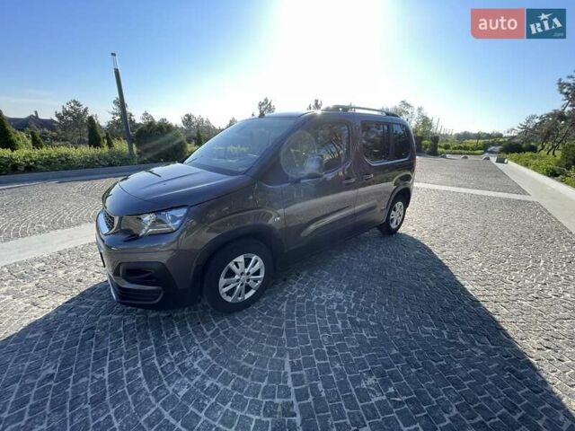 Серый Пежо Rifter, объемом двигателя 1.5 л и пробегом 66 тыс. км за 21900 $, фото 16 на Automoto.ua