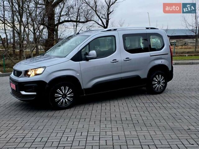 Серый Пежо Rifter, объемом двигателя 1.5 л и пробегом 196 тыс. км за 14300 $, фото 11 на Automoto.ua