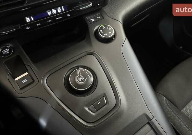 Серый Пежо Rifter, объемом двигателя 1.5 л и пробегом 147 тыс. км за 18001 $, фото 21 на Automoto.ua