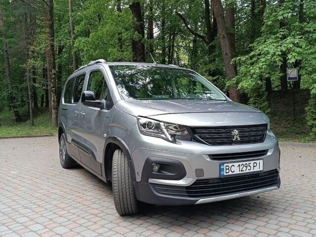 Серый Пежо Rifter, объемом двигателя 1.5 л и пробегом 76 тыс. км за 23284 $, фото 6 на Automoto.ua