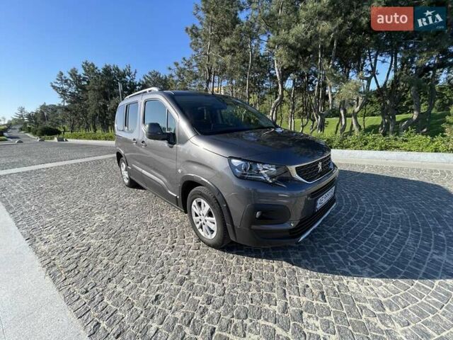 Серый Пежо Rifter, объемом двигателя 1.5 л и пробегом 66 тыс. км за 21900 $, фото 17 на Automoto.ua