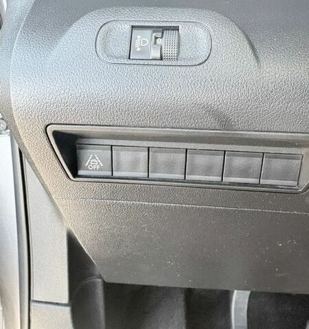 Серый Пежо Rifter, объемом двигателя 1.6 л и пробегом 230 тыс. км за 13800 $, фото 9 на Automoto.ua