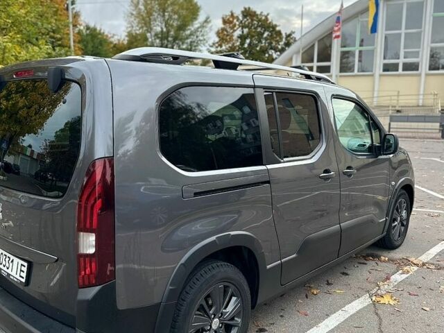 Сірий Пежо Rifter, об'ємом двигуна 1.56 л та пробігом 128 тис. км за 18500 $, фото 5 на Automoto.ua