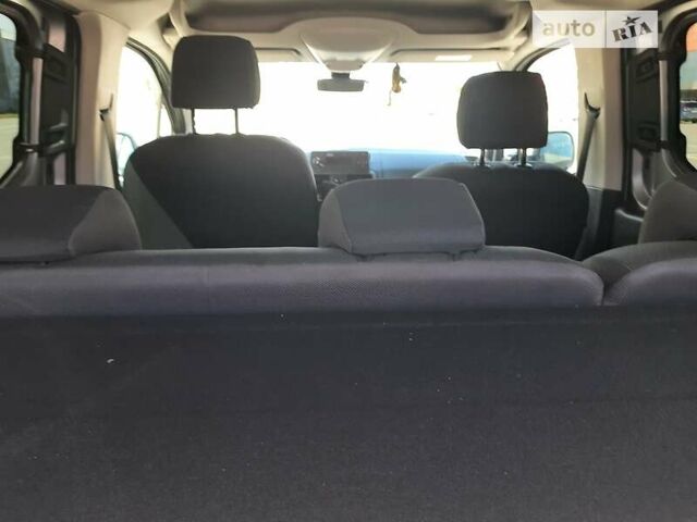 Серый Пежо Rifter, объемом двигателя 1.6 л и пробегом 76 тыс. км за 18999 $, фото 12 на Automoto.ua