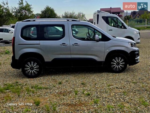 Сірий Пежо Rifter, об'ємом двигуна 1.5 л та пробігом 195 тис. км за 14500 $, фото 12 на Automoto.ua