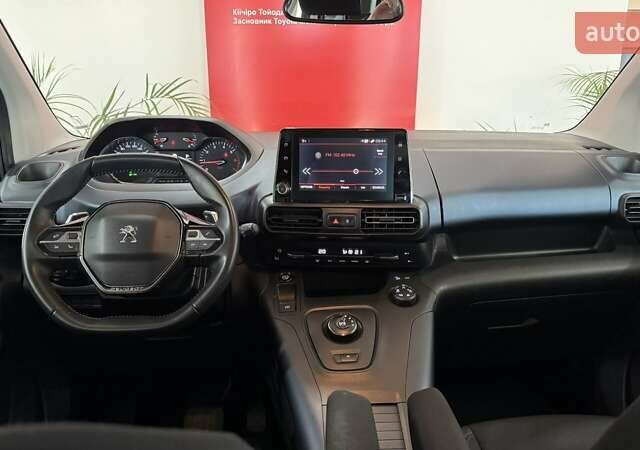 Серый Пежо Rifter, объемом двигателя 1.5 л и пробегом 147 тыс. км за 18001 $, фото 15 на Automoto.ua