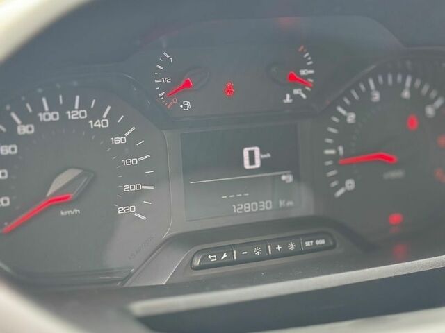 Сірий Пежо Rifter, об'ємом двигуна 1.56 л та пробігом 128 тис. км за 18500 $, фото 15 на Automoto.ua
