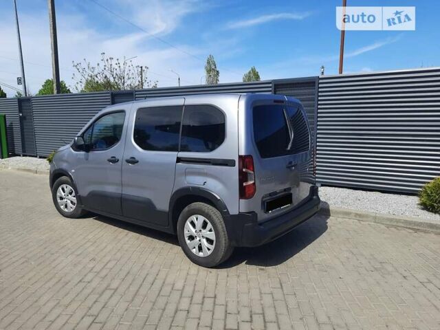 Серый Пежо Rifter, объемом двигателя 1.6 л и пробегом 76 тыс. км за 18999 $, фото 25 на Automoto.ua