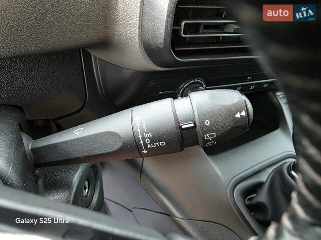 Сірий Пежо Rifter, об'ємом двигуна 1.5 л та пробігом 195 тис. км за 14500 $, фото 25 на Automoto.ua