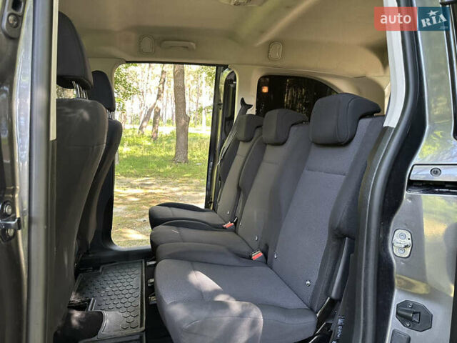 Серый Пежо Rifter, объемом двигателя 1.56 л и пробегом 200 тыс. км за 14999 $, фото 24 на Automoto.ua