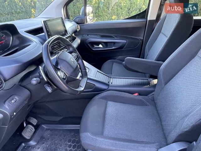 Серый Пежо Rifter, объемом двигателя 1.5 л и пробегом 66 тыс. км за 21900 $, фото 22 на Automoto.ua