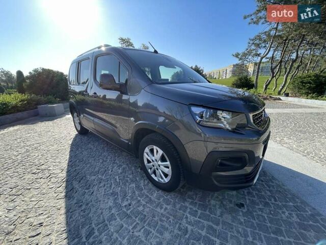 Серый Пежо Rifter, объемом двигателя 1.5 л и пробегом 66 тыс. км за 21900 $, фото 32 на Automoto.ua