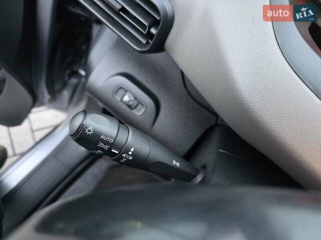 Серый Пежо Rifter, объемом двигателя 1.5 л и пробегом 196 тыс. км за 14300 $, фото 22 на Automoto.ua