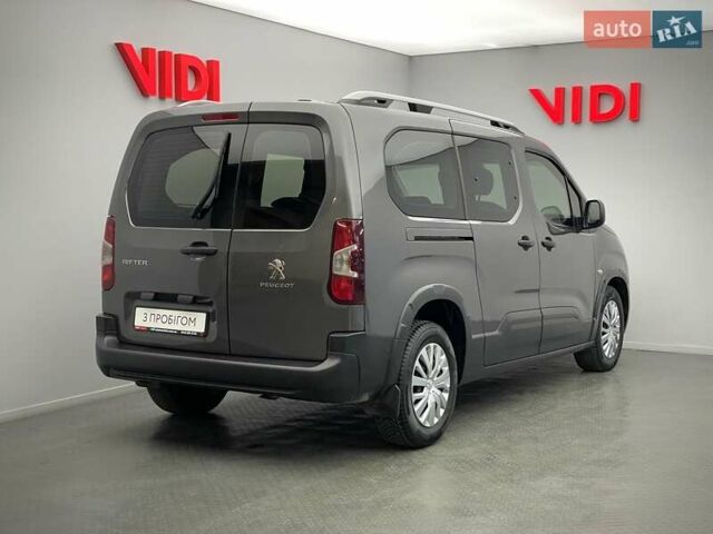 Сірий Пежо Rifter, об'ємом двигуна 1.6 л та пробігом 76 тис. км за 16461 $, фото 1 на Automoto.ua