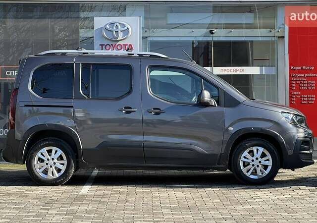 Серый Пежо Rifter, объемом двигателя 1.5 л и пробегом 147 тыс. км за 18001 $, фото 3 на Automoto.ua