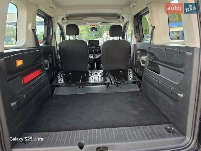 Сірий Пежо Rifter, об'ємом двигуна 1.5 л та пробігом 195 тис. км за 14500 $, фото 42 на Automoto.ua