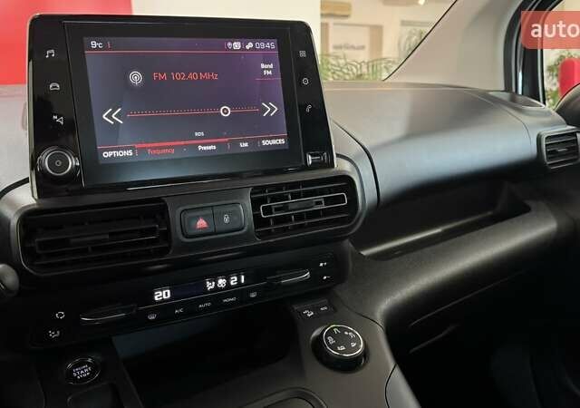 Серый Пежо Rifter, объемом двигателя 1.5 л и пробегом 147 тыс. км за 18001 $, фото 19 на Automoto.ua