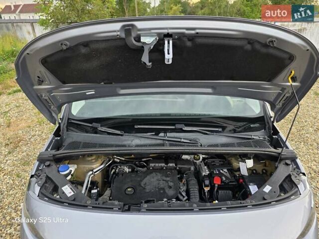 Сірий Пежо Rifter, об'ємом двигуна 1.5 л та пробігом 195 тис. км за 14500 $, фото 45 на Automoto.ua