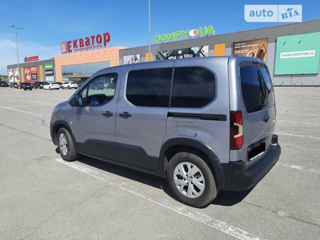 Серый Пежо Rifter, объемом двигателя 1.6 л и пробегом 76 тыс. км за 18999 $, фото 2 на Automoto.ua