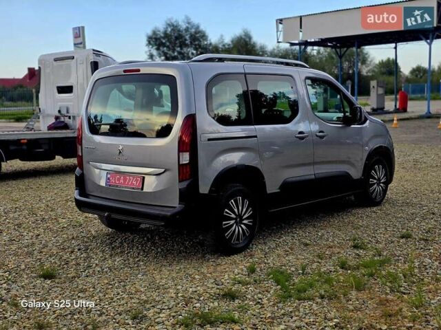 Серый Пежо Rifter, объемом двигателя 1.5 л и пробегом 195 тыс. км за 14800 $, фото 5 на Automoto.ua
