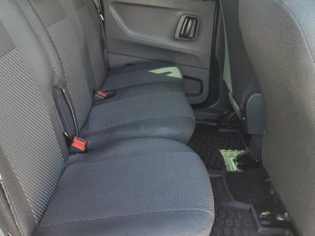 Сірий Пежо Rifter, об'ємом двигуна 1.6 л та пробігом 86 тис. км за 17500 $, фото 18 на Automoto.ua
