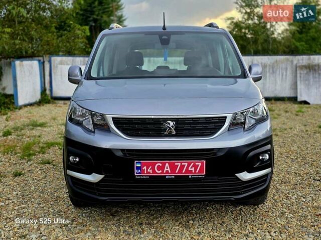 Сірий Пежо Rifter, об'ємом двигуна 1.5 л та пробігом 195 тис. км за 14500 $, фото 15 на Automoto.ua