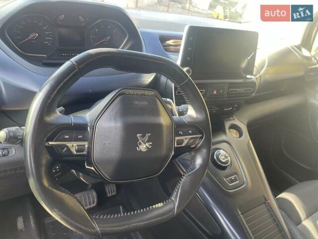 Сірий Пежо Rifter, об'ємом двигуна 1.5 л та пробігом 210 тис. км за 19000 $, фото 7 на Automoto.ua