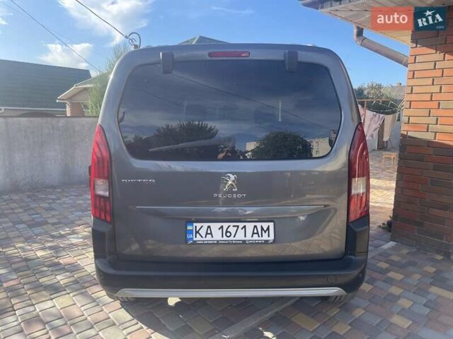 Сірий Пежо Rifter, об'ємом двигуна 1.5 л та пробігом 210 тис. км за 19000 $, фото 8 на Automoto.ua