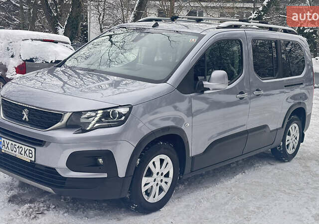 Серый Пежо Rifter, объемом двигателя 1.56 л и пробегом 263 тыс. км за 14999 $, фото 1 на Automoto.ua