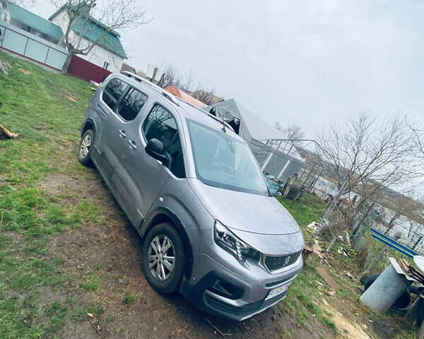 Серый Пежо Rifter, объемом двигателя 1.5 л и пробегом 98 тыс. км за 22500 $, фото 17 на Automoto.ua